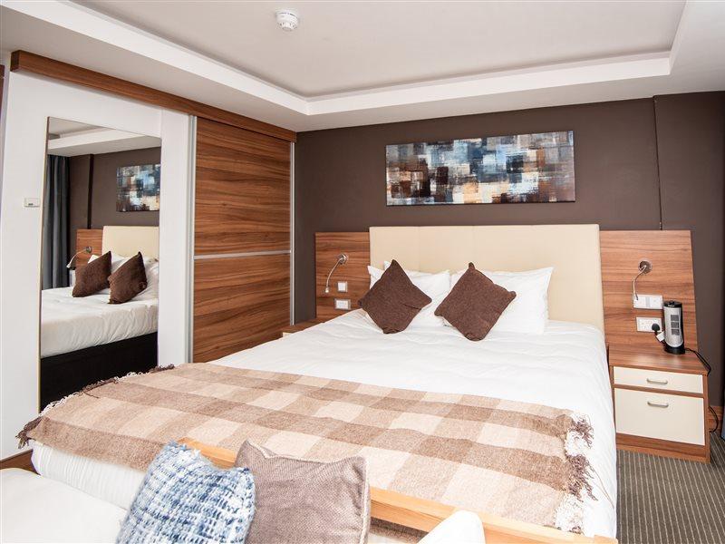 Livin' Serviced Apartments Watford  Bagian luar foto