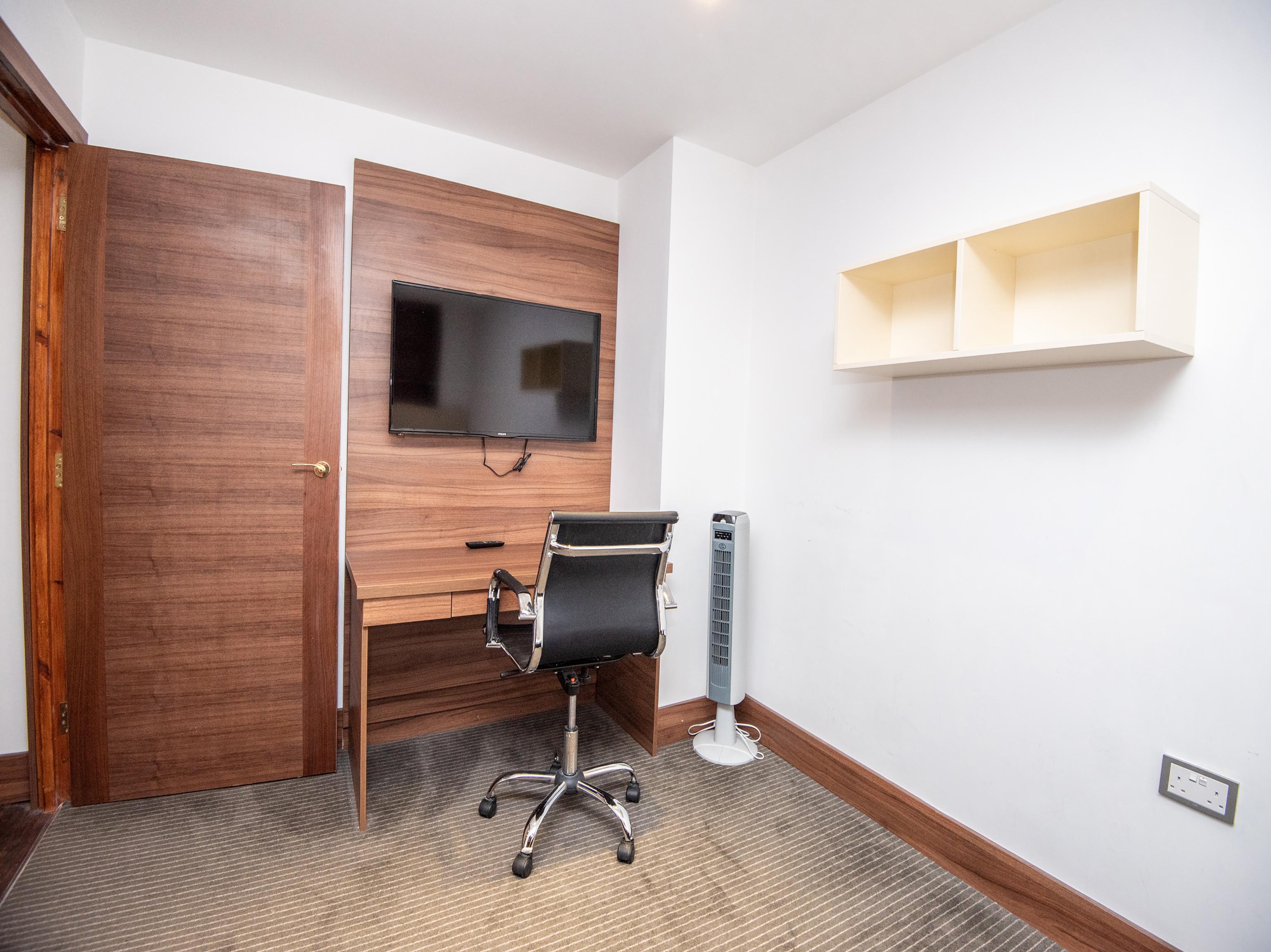 Livin' Serviced Apartments Watford  Bagian luar foto