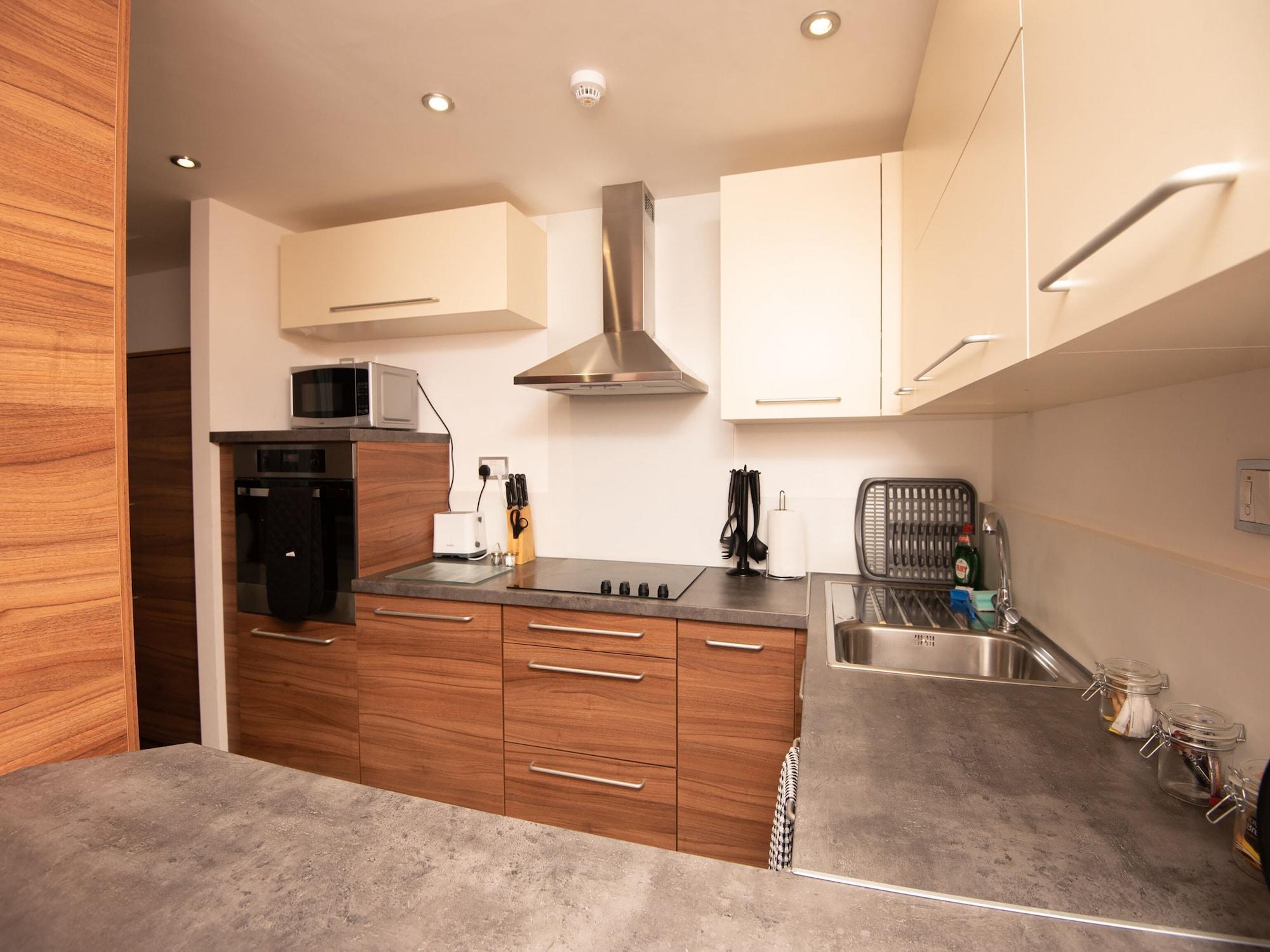 Livin' Serviced Apartments Watford  Bagian luar foto