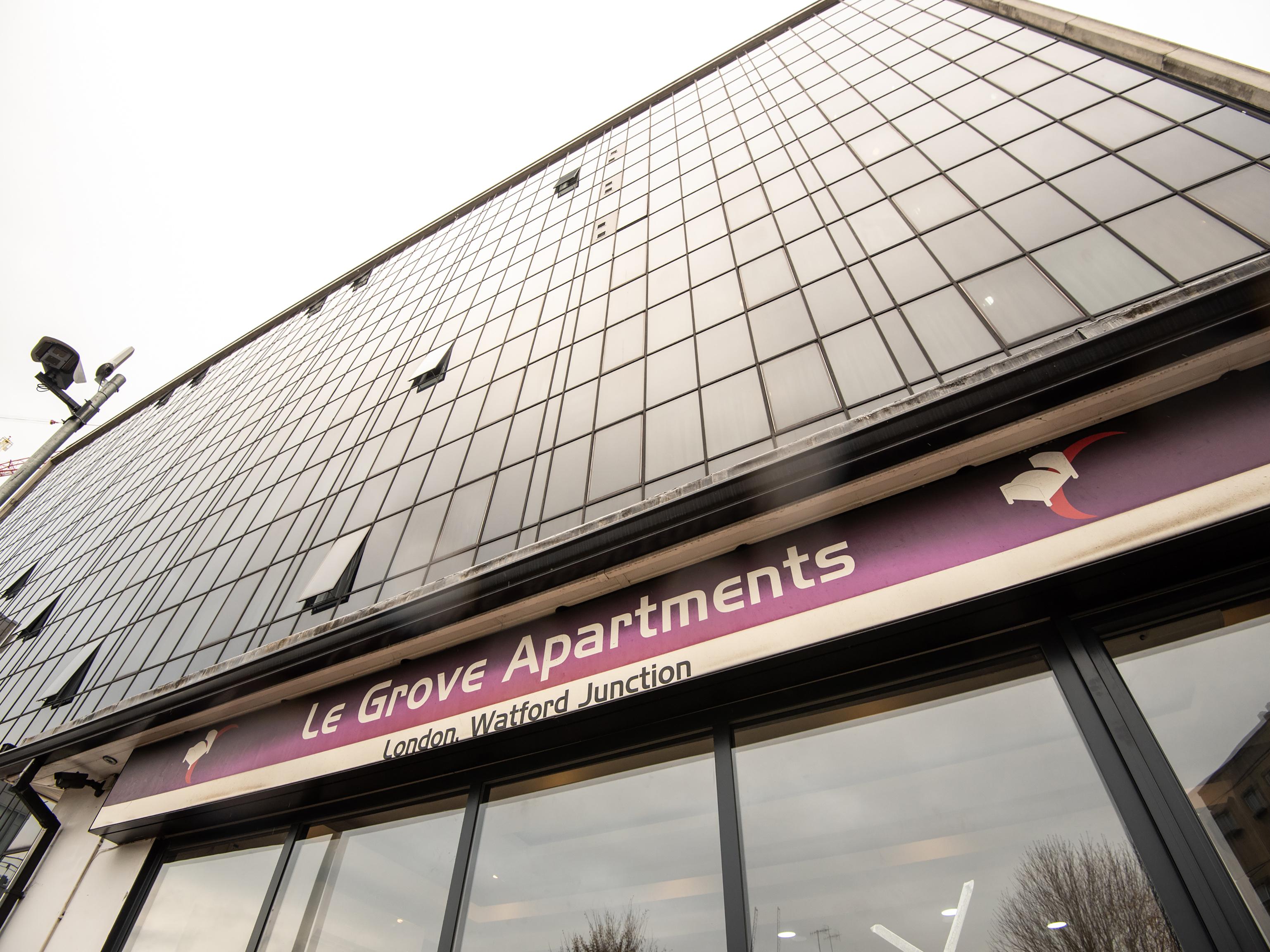 Livin' Serviced Apartments Watford  Bagian luar foto