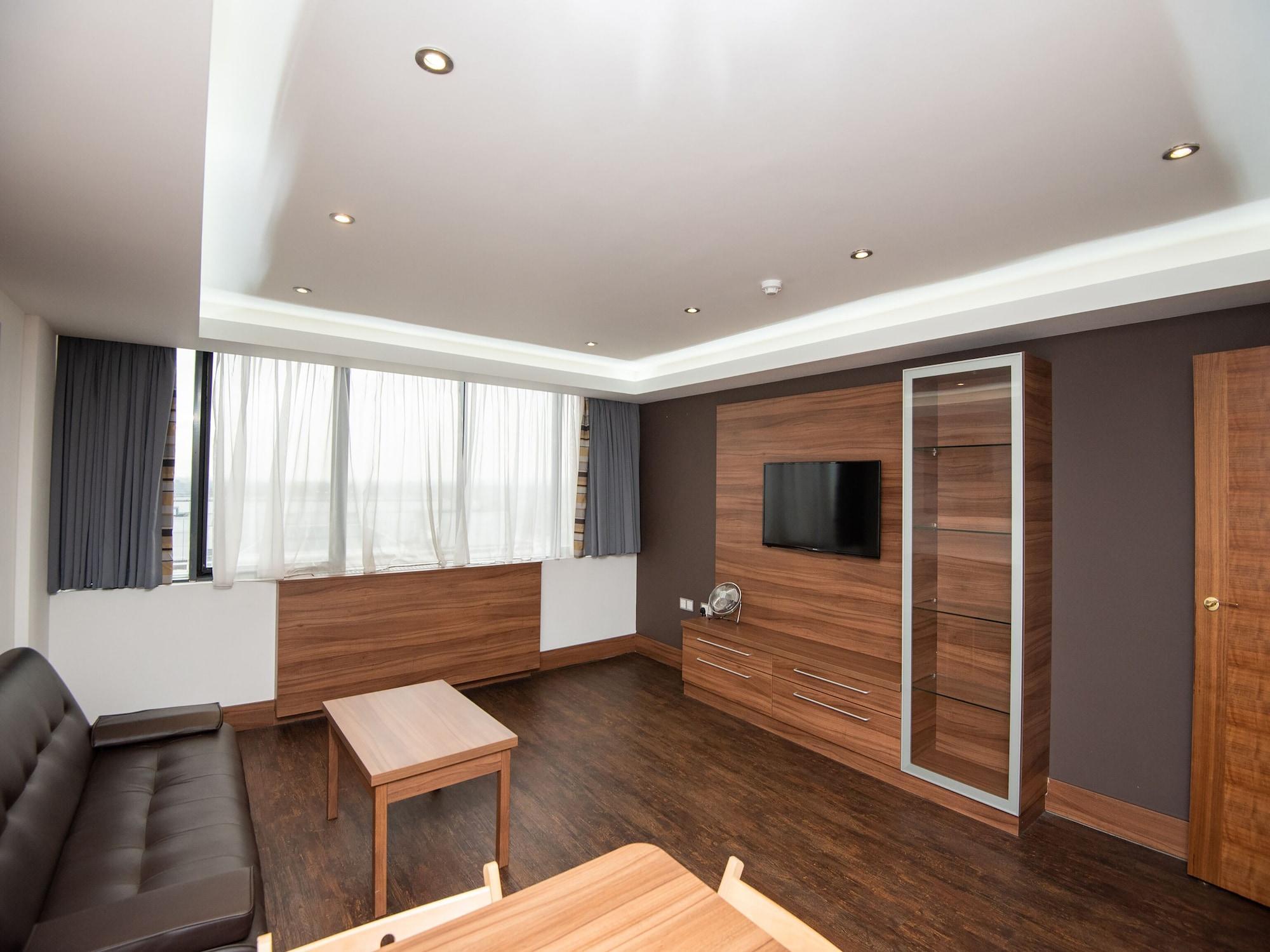 Livin' Serviced Apartments Watford  Bagian luar foto