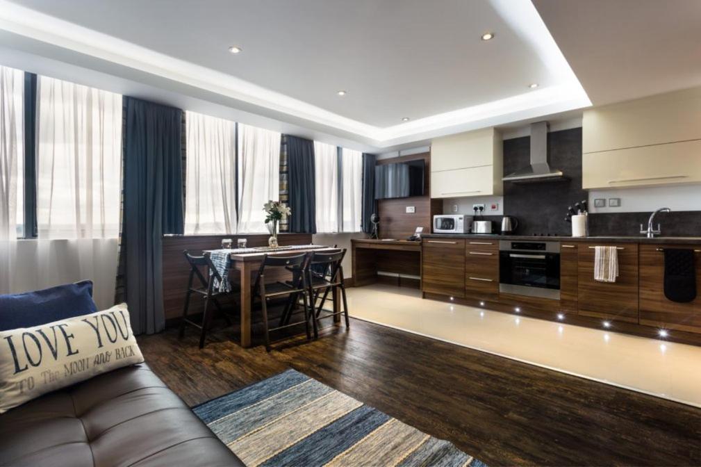 Livin' Serviced Apartments Watford  Ruang foto